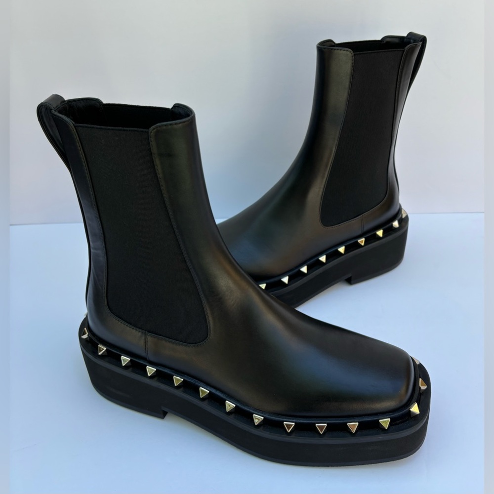 Valentino Garavani Rockstud M-Way Black Ankle Boots